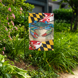 Maryland_Blue_Crab_Garden_Flag_by_Joe_Ba_Lifestyle_Mockup.png